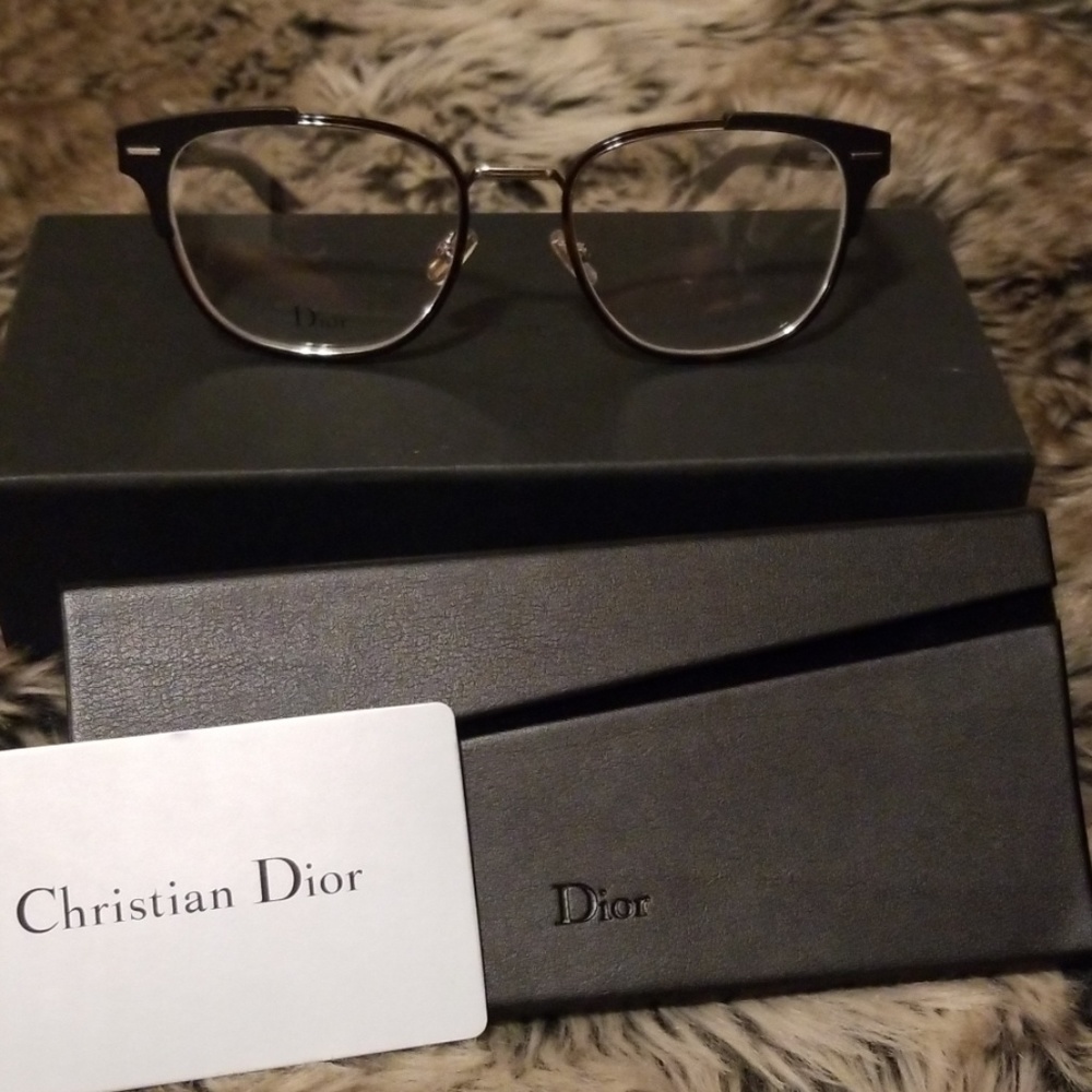 Dior frame
